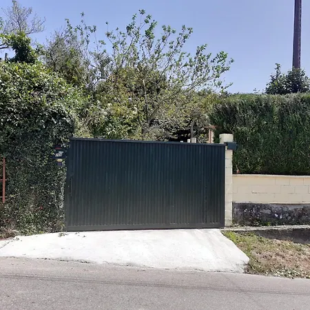 Casa Juan O Mosteiro